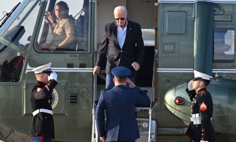 Biden viaja a Hawái.