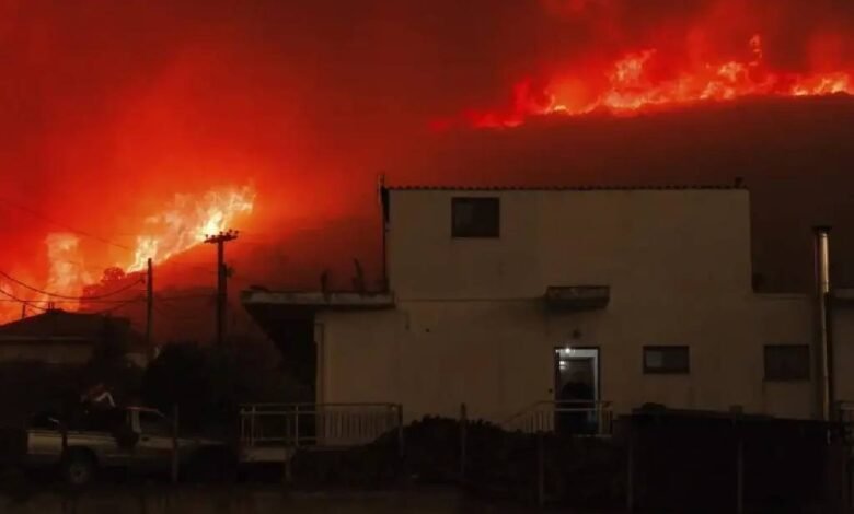 Incendios en Grecia suma 20 personas sin vida