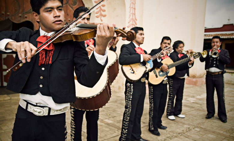 Mariachis en Tabasco 'quieren bailar', pero no los contratan