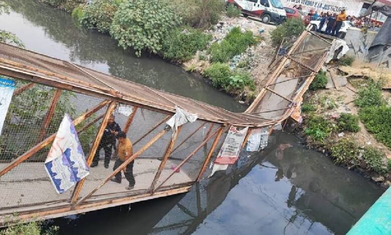 Colapsa puente peatonal en Chimalhuacán; hay 15 heridos