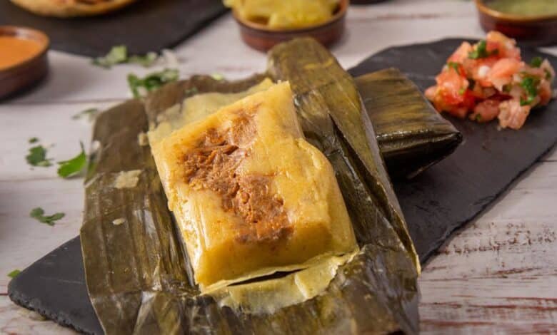 ¿Qué pasa si comes tamales crudos?