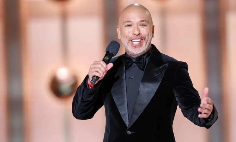 Jo Koy, conductor de los Globos de Oro, quedó "reprobado"