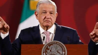 AMLO asegura que no hay crisis económica ni desestabilización durante campaña presidencial