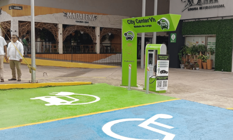 Abren primer 'electrolinera' pública para autos eléctricos en el estado