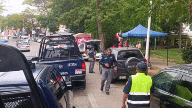 Realizan operativo para despejar a ambulantes que obstruían vialidad