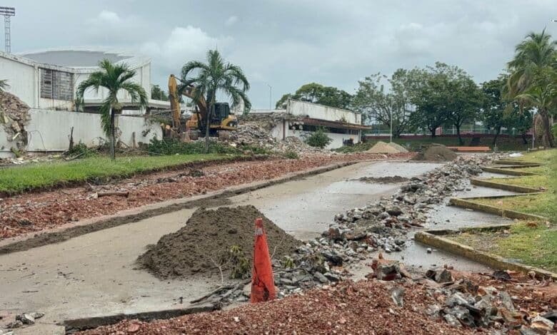 Inician reconstrucción del Palacio de los Deportes, sede de eventos bajo techo