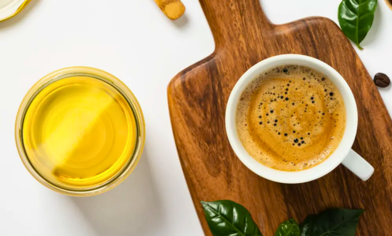 Café y aceite de oliva, mezcla para combatir la acidez