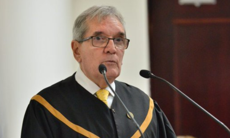 Detienen juicio contra expresidente del TSJT por revisión de amparo