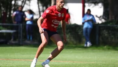 "Chicharito" llegará más tarde a la Ciudad de México