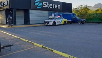 Abren boquete para robar en tienda de electrónicos en Monterrey