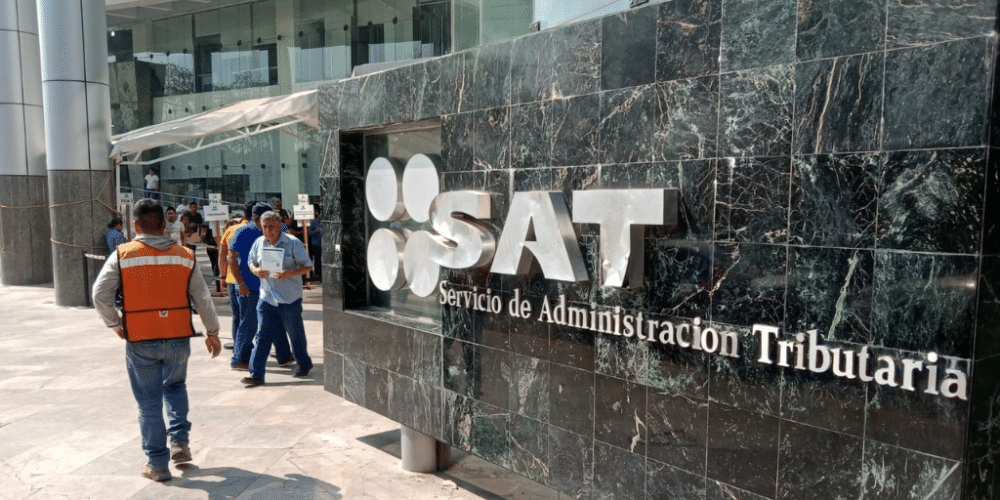 Estafan 'coyotes' a tabasqueños con trámites de citas ante el SAT