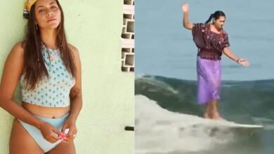 Surfista mexicana Patricia Ornelas desafía olas con vestido huipil