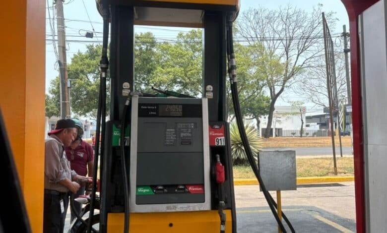 Registran algunas gasolineras desabasto del combustible Magna