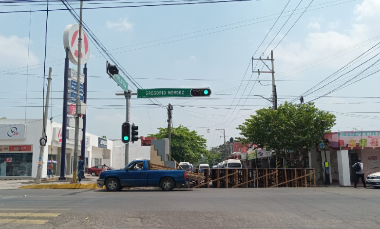 Avanza 96% modernización de semáforos en Villahermosa