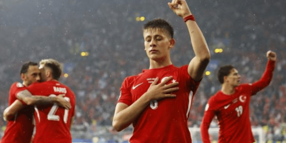 Turquía se queda con la victoria: 3-1 ante Georgia