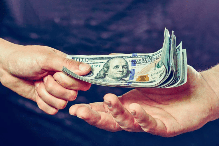 Remesas tienen su mejor mes; llegan a 5 mil 422 mdd