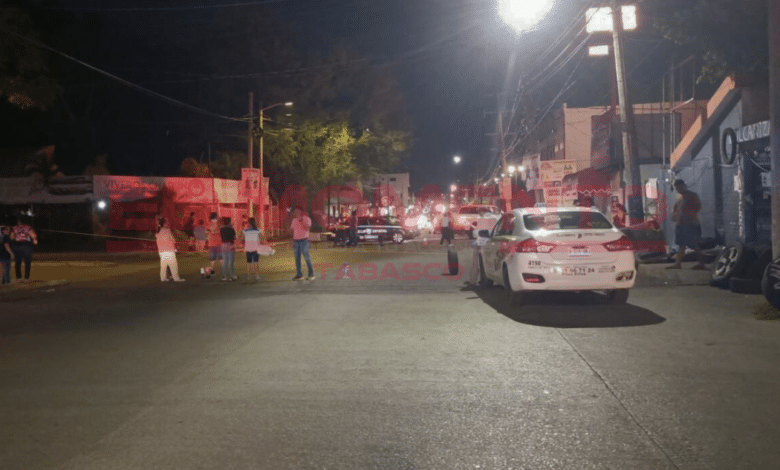 Por falta de agua bloquean Avenida México de Villahermosa