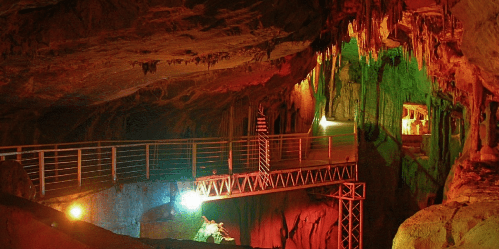 Conoce las impresionantes Grutas de Coconá, principal atractivo de Tabasco