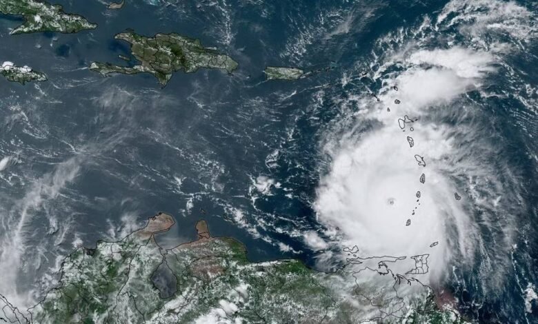 Antes y después: imágenes satelitales muestran devastación que dejó Beryl en Carriacou