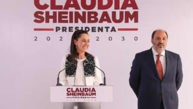 Claudia Sheinbaum nombra a Lázaro Cárdenas batel como próximo jefe de oficina de la presidencia