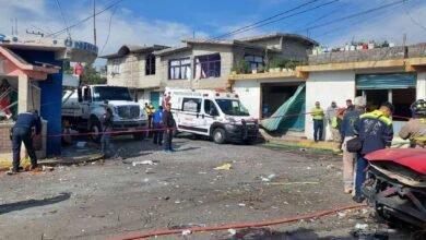 Camioneta con pirotecnia explota durante fiesta patronal en Edomex