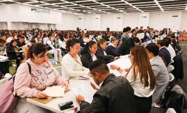 Contratan médicos para atender a 9 millones de mexiquenses