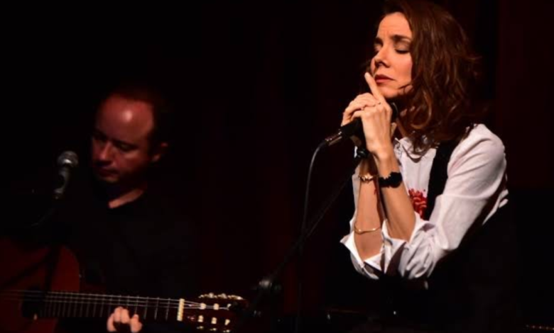 María San Felipe en concierto en el Teatro Xola, CDMX