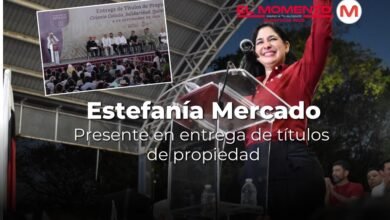 Estefanía Mercado presente en la entrega de títulos de propiedad de la Colonia Colosio