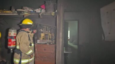 Incendio consume vivienda en la colonia Miguel Hidalgo