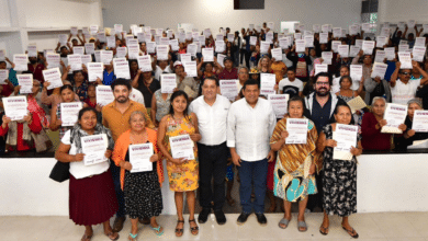 Tabasqueñas contarán con casas dignas; Gobierno del Pueblo entrega 200 certificados de vivienda a familias de Centla