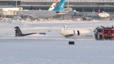 Milagro en Toronto Cómo sobrevivieron los pasajeros del avión que volcó al aterrizar