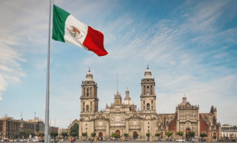 Proponen cambiar nombre de nuestro país a "México"