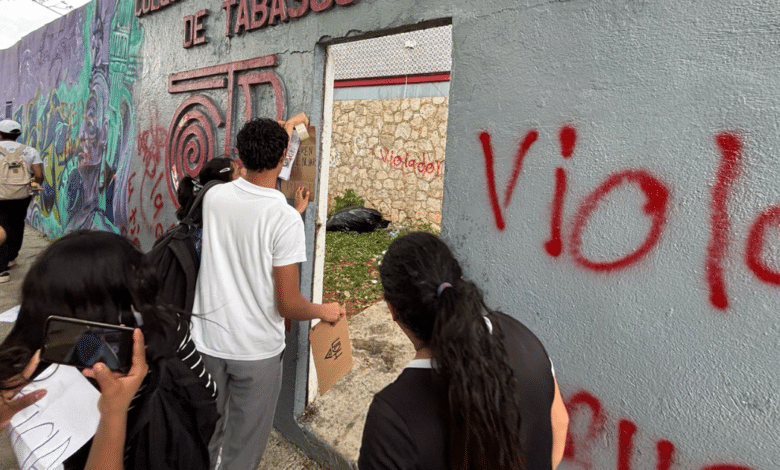 Estudiantes en protesta en Tabasco