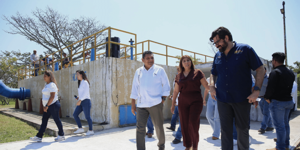 Supervisa Gobernador Javier May rehabilitación de planta potabilizadora para garantizar abasto de agua a huimanguillenses