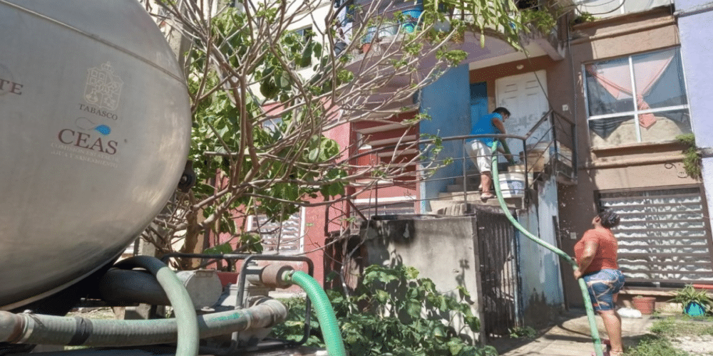 CEAS Distribuye Más de 17 Millones de Litros de Agua Gratuitamente a Tabasqueños