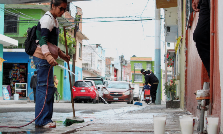 Carmen, la madre que salvó a su hijo durante la tragedia en Irapuato (Foto por REUTERSJuan Moreno)