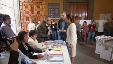 Claudia Sheinbaum vota en elección judicial
