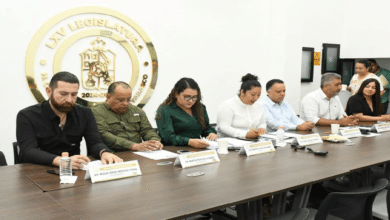Comisión de Gobernación aprueba iniciativas clave del gobernador May