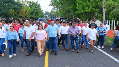 Cumple Ovidio Peralta en Comalcalco con mejores carreteras y agua potable