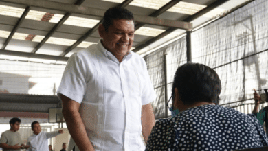 Gobernador Javier May Rodríguez emite su voto en Jornada Electoral Extraordinaria
