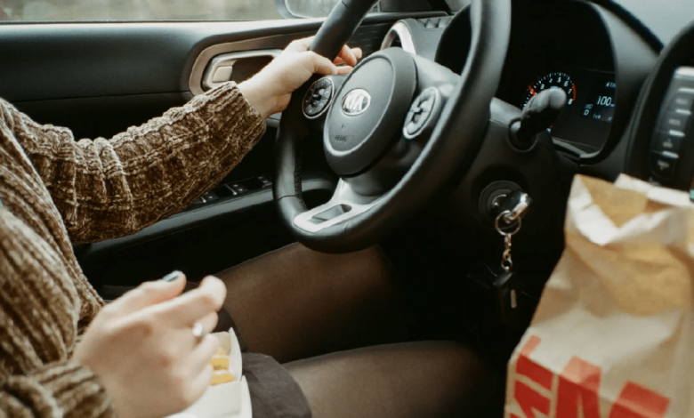 KIA llama a revisión a más de 2 mil vehículos