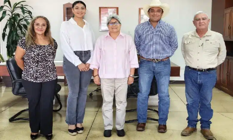 SEDAP Informa a Diputadas sobre Avances contra el Gusano Barrenador