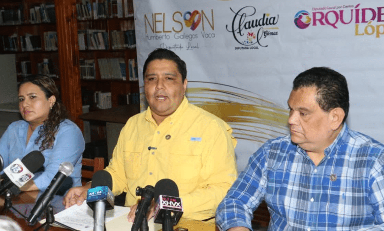 El PRD de Tabasco denuncia pérdidas económicas millonarias para más de 4,600 productores cañeros del Plan Chontalpa debido a fallas imputables al Ingenio Presidente Benito Juárez. Exigen al gobierno federal y estatal una mesa de diálogo y la intervención del Congreso para evitar una crisis social y migratoria.