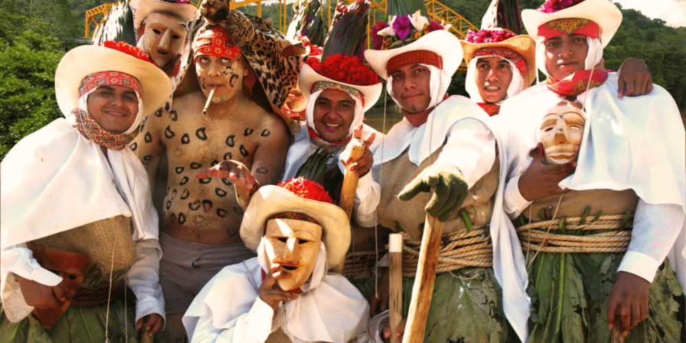 La danza del pochó herencia viva del carnaval en Tenosique, Tabasco