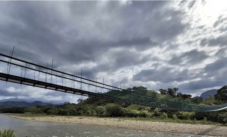 Tacotalpa inaugura puente colgante que conecta a Puxcatán con Yajalón