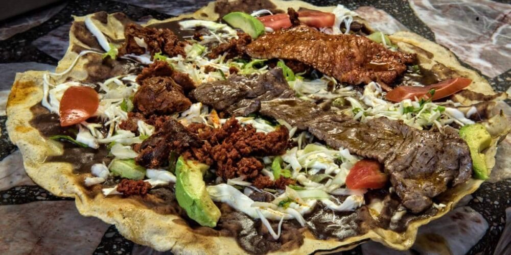 Tlayudas de Oaxaca Platillo mexicano que rompió fronteras