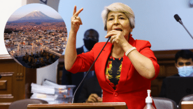 Congresista María Agüero es abucheada durante aniversario de Arequipa, Perú