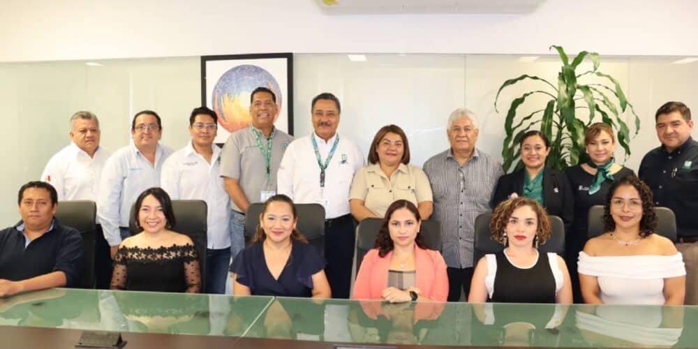 Consolidan IMSS Tabasco y TELMEX acciones de salud en beneficio de su personal