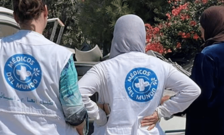 Más de 100 ONG acusan a Israel de impedir la entrada de ayuda vital a Gaza desde marzo, dejando millones en alimentos y medicinas varados mientras la crisis humanitaria se agrava.
