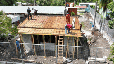 Más de 912 millones de pesos en obras de vivienda, carreteras y agua potable han mejorado las condiciones de vida de cerca de 1.4 millones de tabasqueños en lo que va del año.